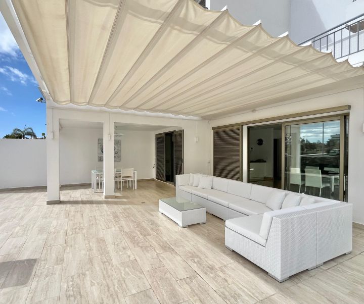 Apartment for sale in La Caleta